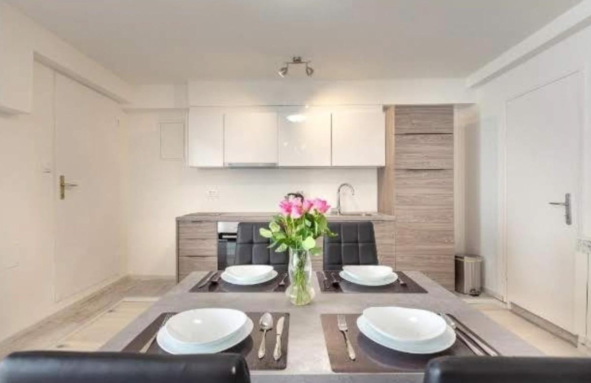 Ferienwohnung Newly Renovated App Goran Umag Exterior foto